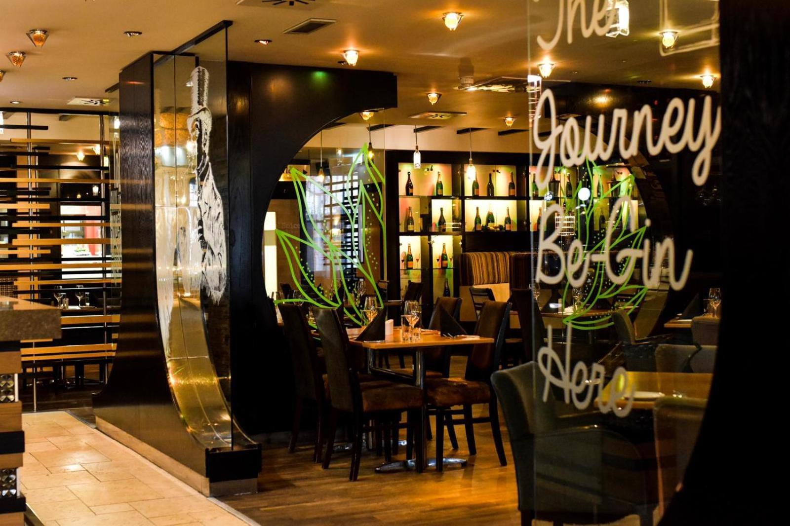 The Bluebell Hotel Neath Ngoại thất bức ảnh